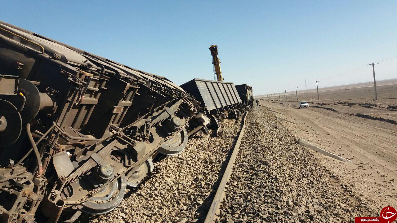 واژگونی قطار باری سنگ آهن خواف در شهرستان انار