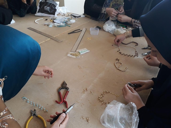 شروع کلاس های آموزش زیورآلات سنتی در شهرستان خواف
