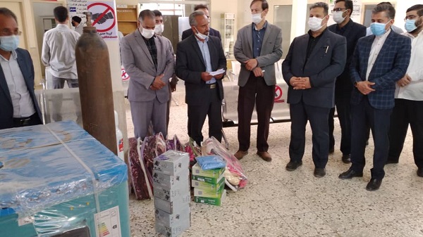 همزمان با گرامیداشت هفته دولت کمک های خیرین به مرکز بهداشت سنگان خواف تحویل شد