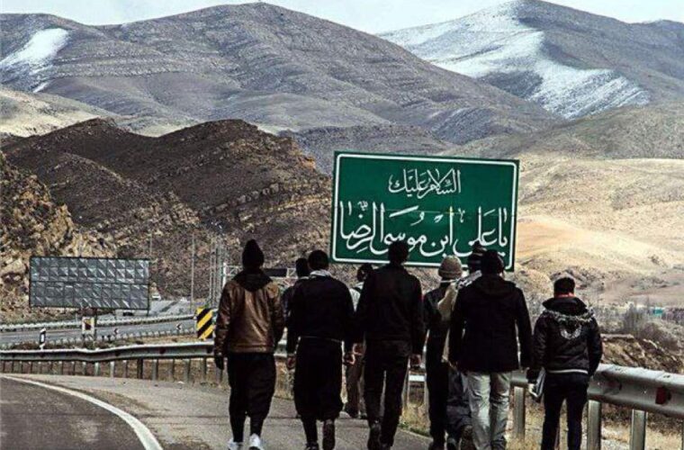 تشرف هزار زائر پیاده از خواف به مشهد مقدس