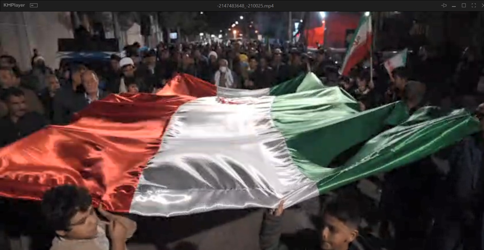 طنین فریاد «لبیک» در دیار وحدت؛ حماسه بیعت مردم خواف با رهبر معظم انقلاب
